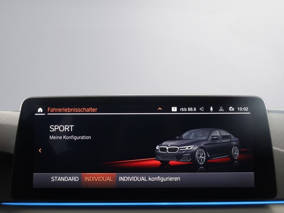 BMW Seria 5 545e xDrive M-Sport - foto 15