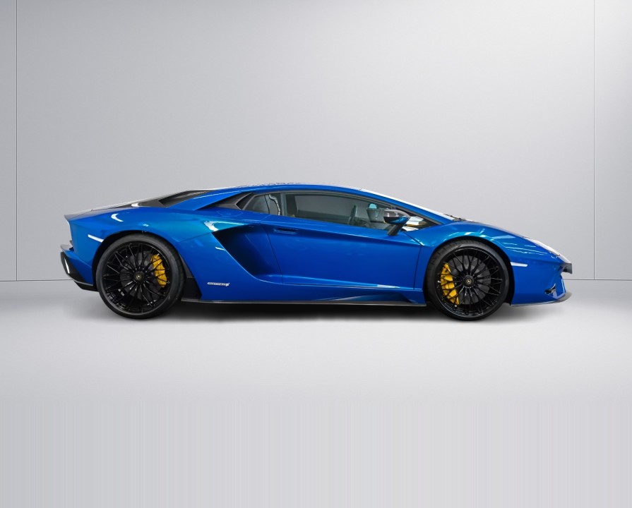 Lamborghini Aventador S (2)