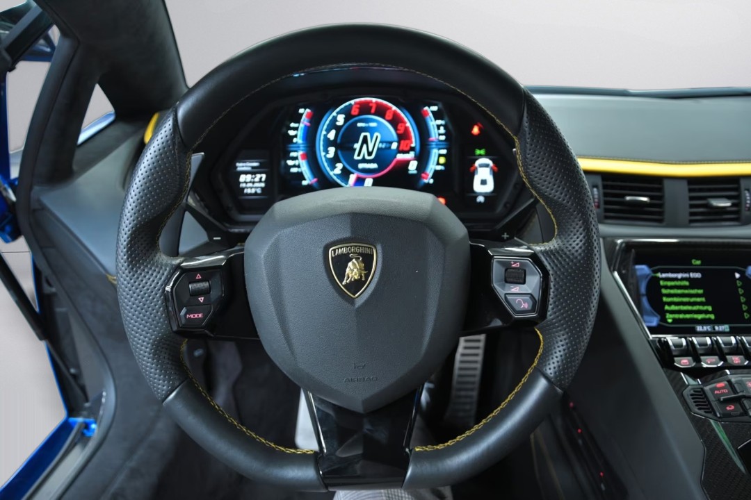 Lamborghini Aventador S - foto 8