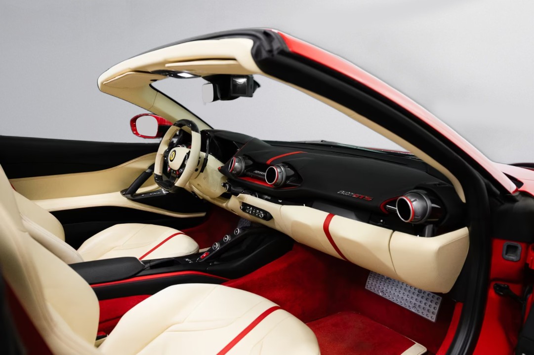 Ferrari 812 - foto 12