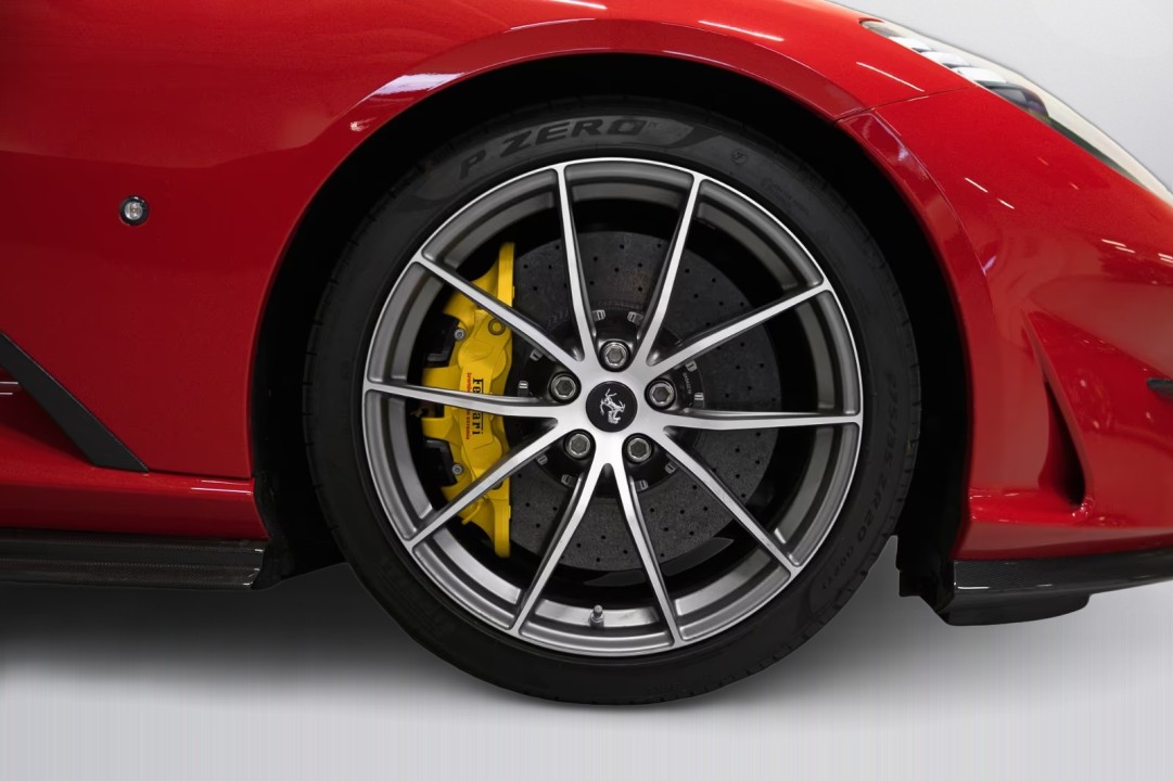 Ferrari 812 - foto 29