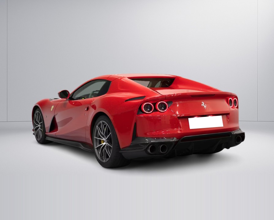 Ferrari 812 - foto 6