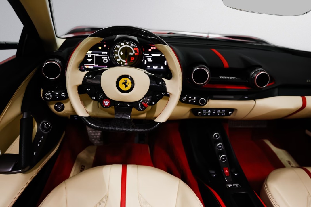 Ferrari 812 - foto 16