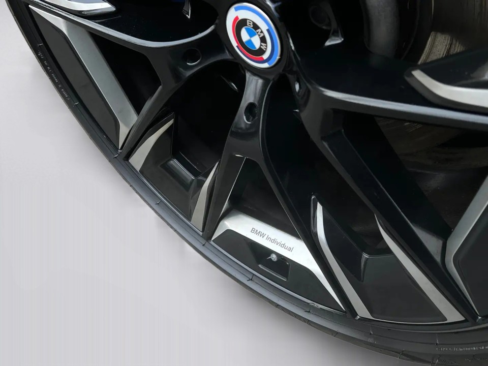 BMW Seria 5 545e xDrive M-Sport - foto 15