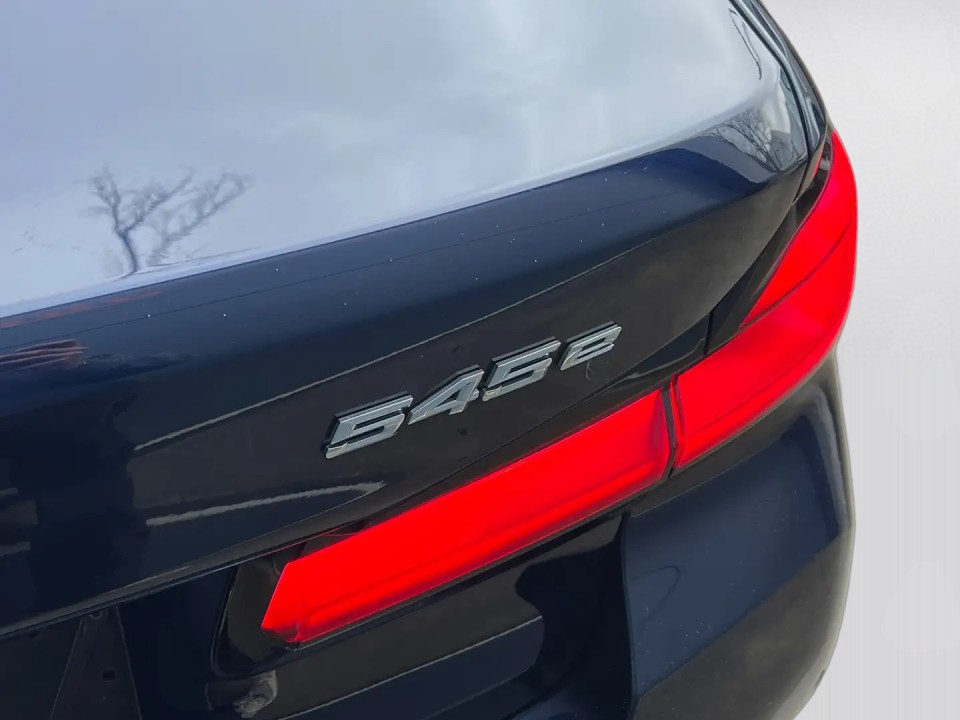 BMW Seria 5 545e xDrive M-Sport - foto 12