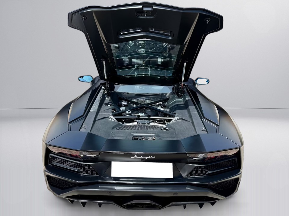 Lamborghini Aventador S LP740-4 - foto 39