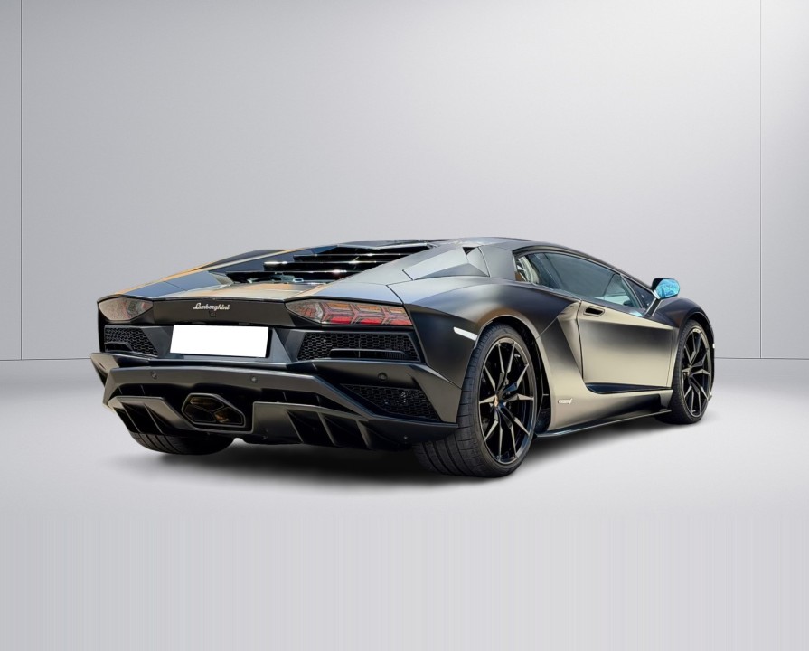 Lamborghini Aventador S LP740-4 (4)