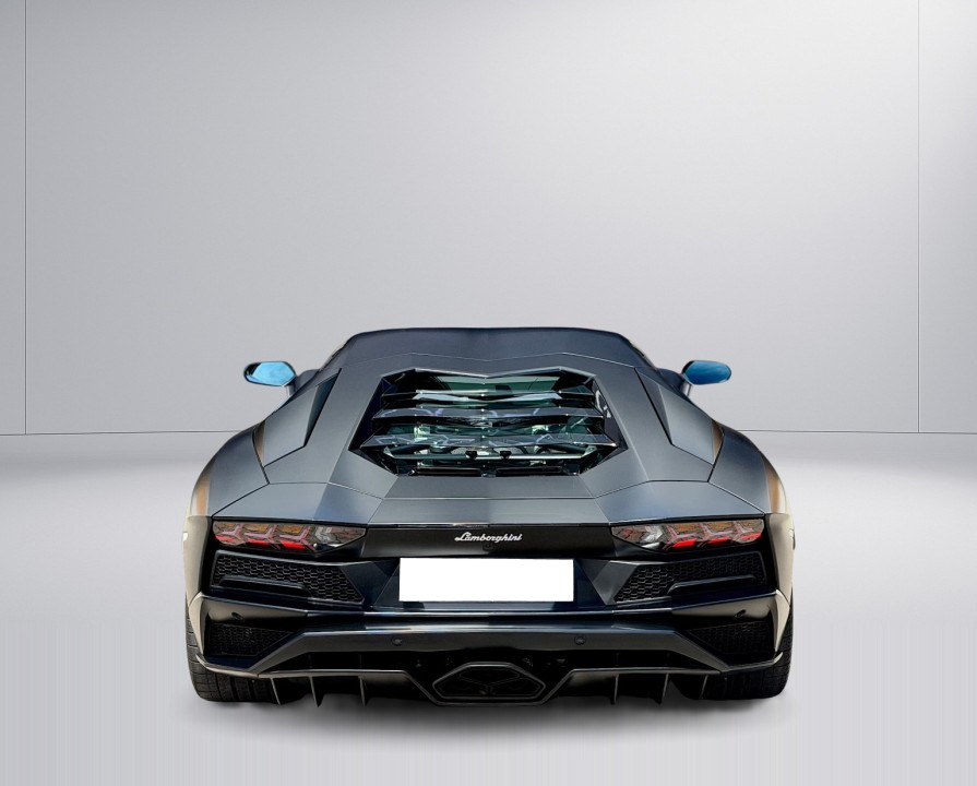 Lamborghini Aventador S LP740-4 (5)