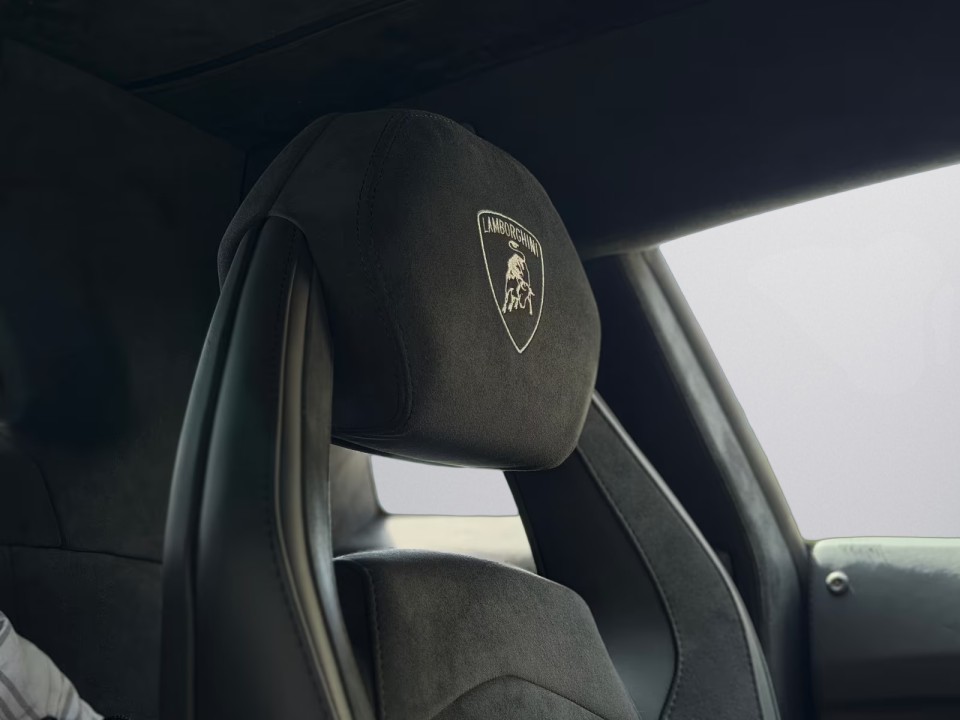 Lamborghini Aventador S LP740-4 - foto 24