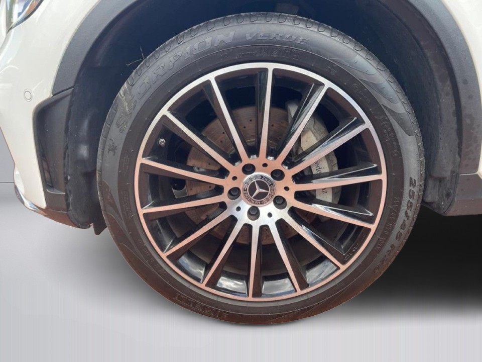 Mercedes-Benz GLC 300 4MATIC AMG Line - foto 14