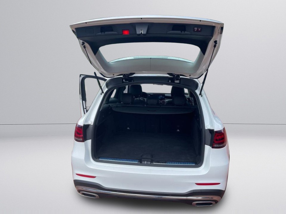 Mercedes-Benz GLC 300 4MATIC AMG Line - foto 13