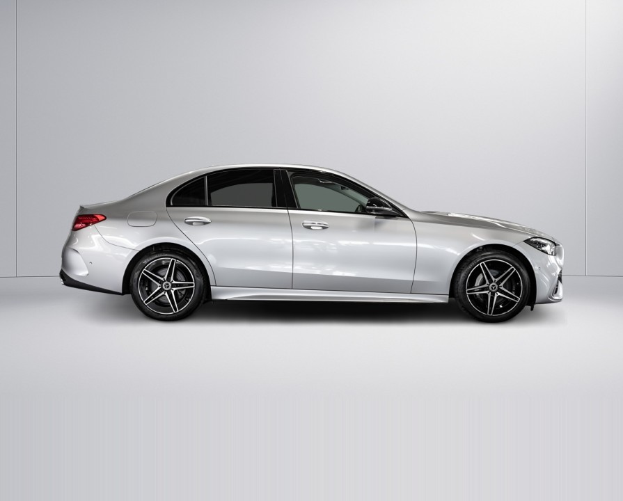 Mercedes-Benz C 400e 4MATIC AMG Line (2)
