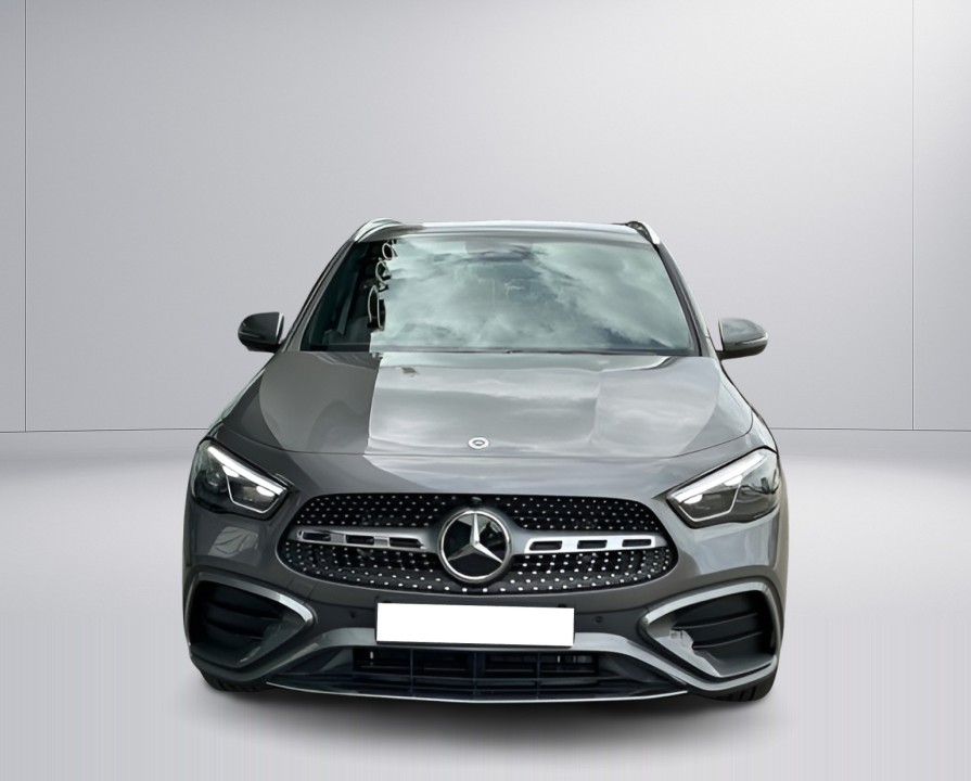Mercedes-Benz GLA 200 AMG Line (2)