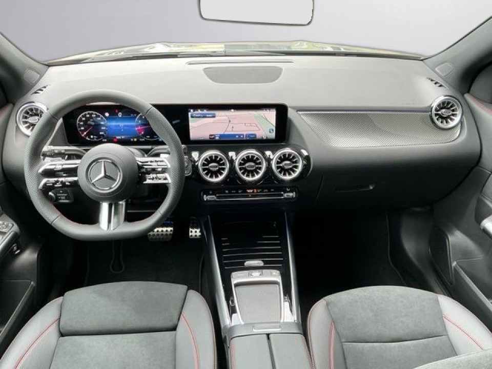 Mercedes-Benz GLA 200 AMG Line - foto 7