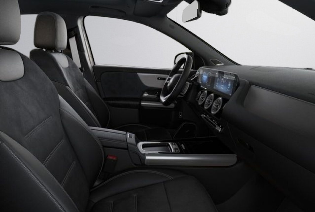 Mercedes-Benz GLA 220d 4MATIC AMG Line - foto 13
