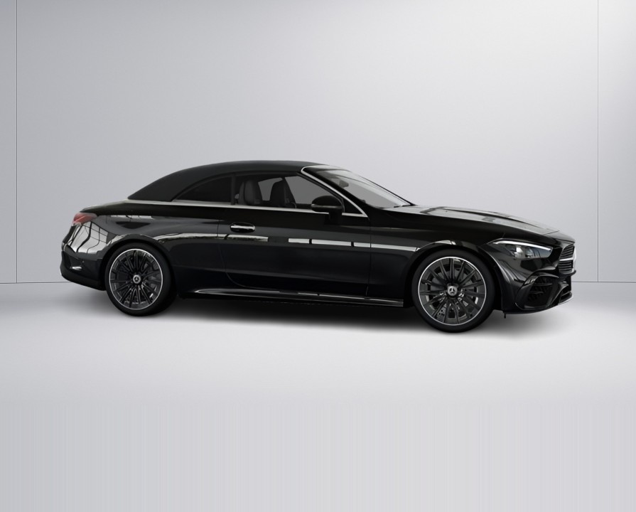 Mercedes-Benz CLE 180 Cabrio AMG Line (3)