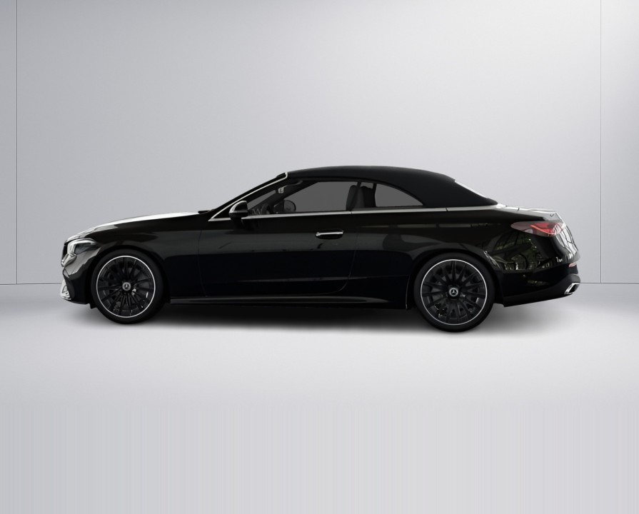 Mercedes-Benz CLE 180 Cabrio AMG Line - foto 8