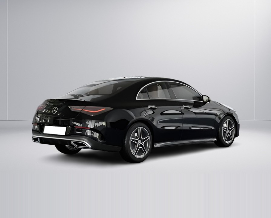 Mercedes-Benz CLA 220 4MATIC AMG Line (5)