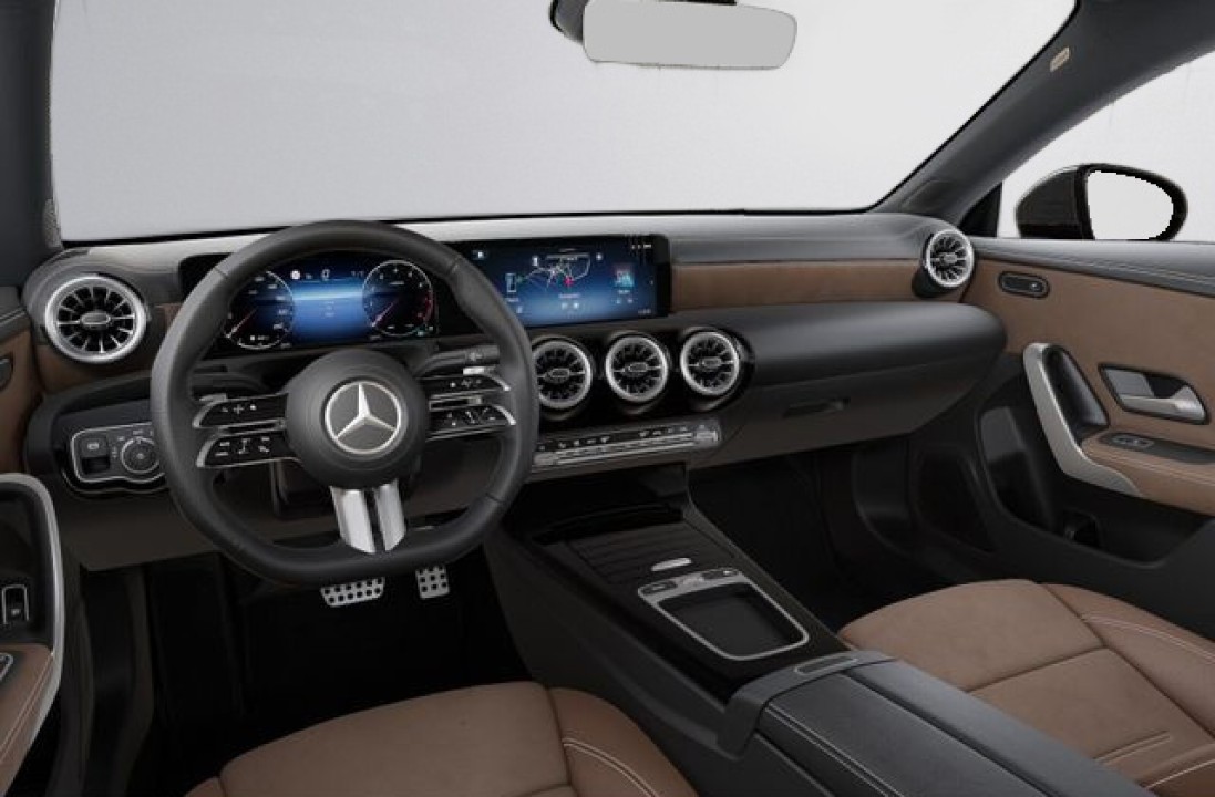 Mercedes-Benz CLA 220 4MATIC AMG Line - foto 11