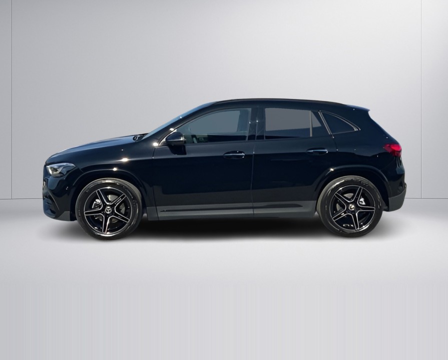 Mercedes-Benz GLA 200d 4MATIC AMG Line (3)