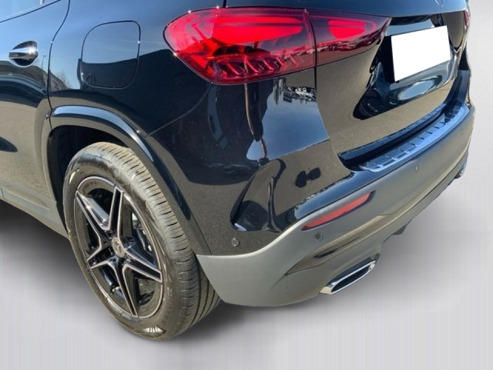 Mercedes-Benz GLA 200d 4MATIC AMG Line - foto 15