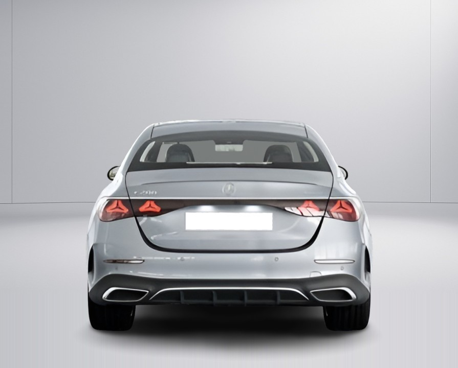 Mercedes-Benz E 200 4MATIC AMG Line (4)