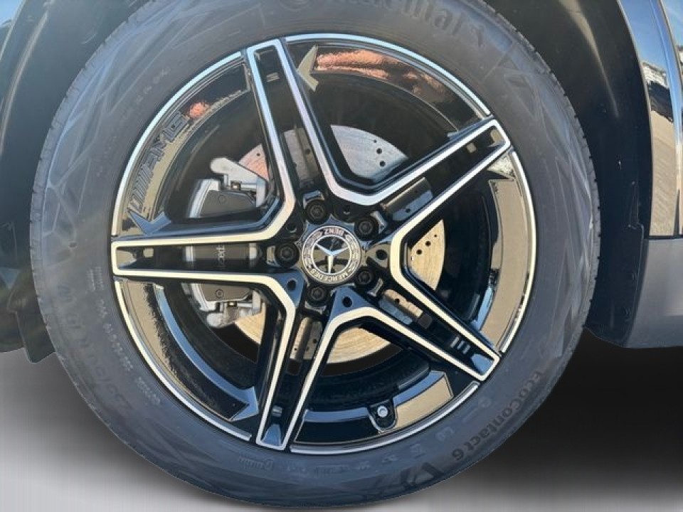 Mercedes-Benz GLA 200d 4MATIC AMG Line - foto 13