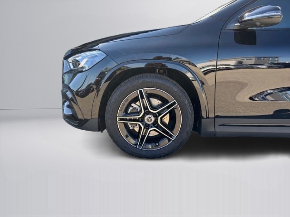 Mercedes-Benz GLA 200d 4MATIC AMG Line - foto 11