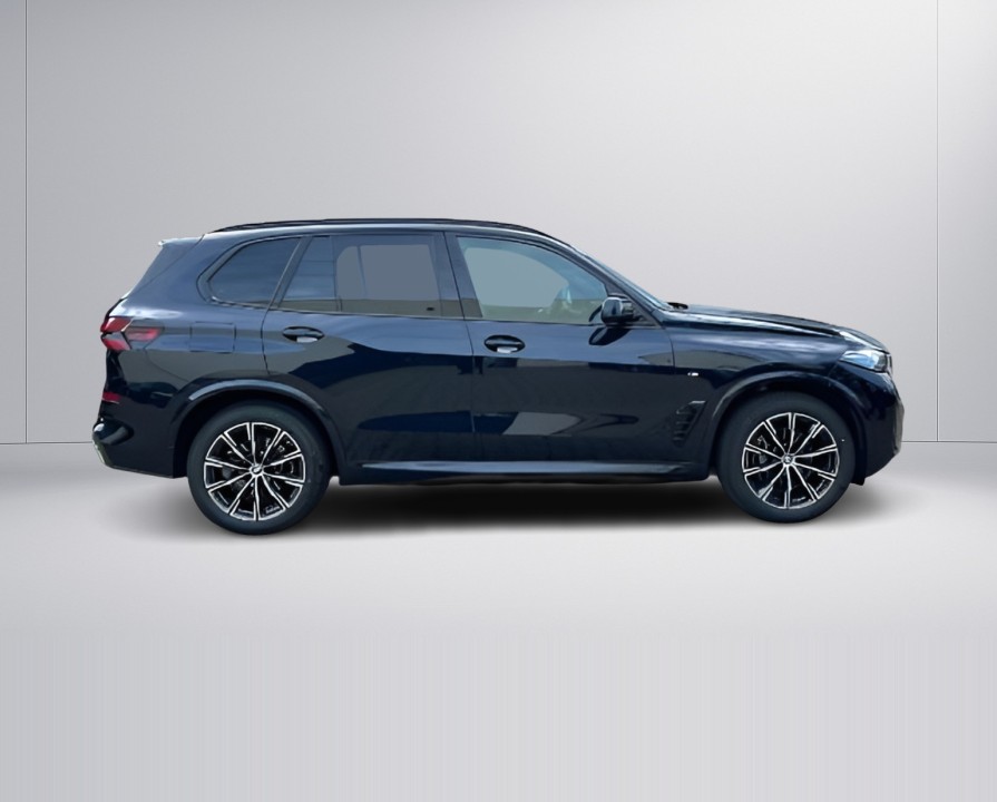 BMW X5 xDrive30d M-Sport (2)