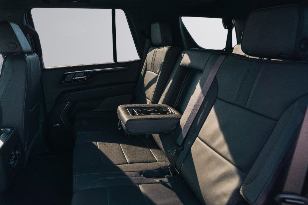 Chevrolet Tahoe RST - foto 18