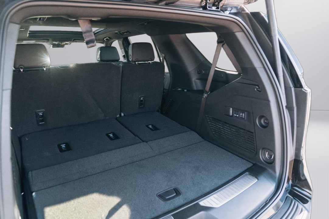 Chevrolet Tahoe RST - foto 24
