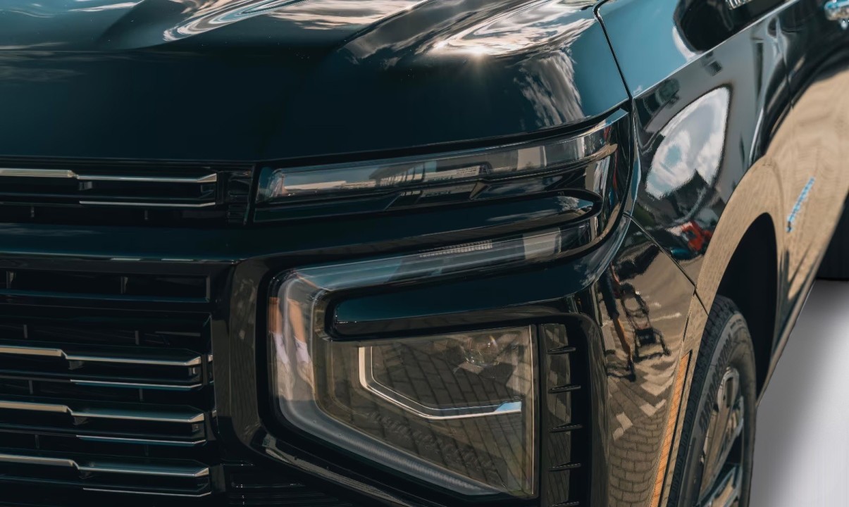Chevrolet Suburban - foto 15