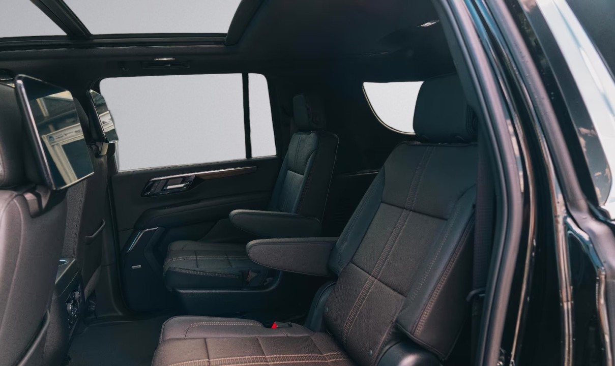 CHEVROLET Suburban 2026 — imagine 16