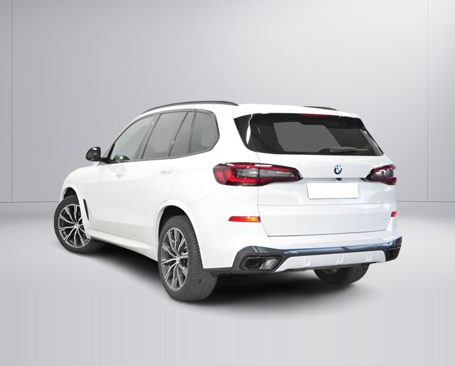 BMW X5 xDrive45e M-Sport (3)