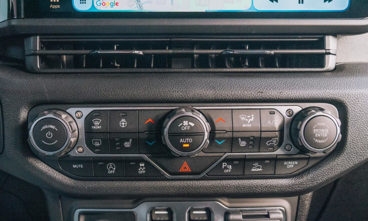 Jeep Wrangler - foto 17
