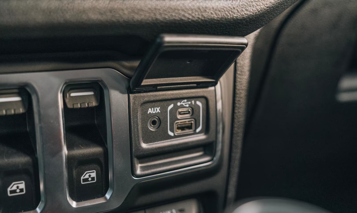 Jeep Wrangler - foto 18