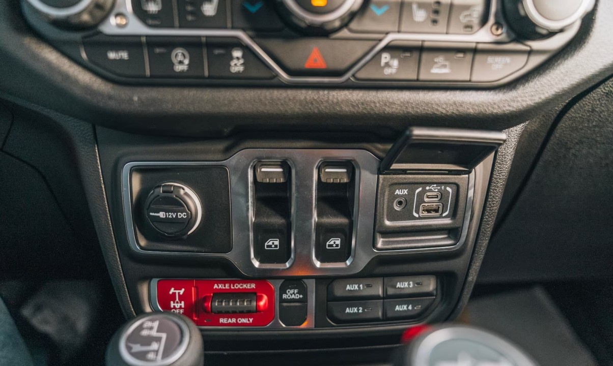 Jeep Wrangler - foto 19