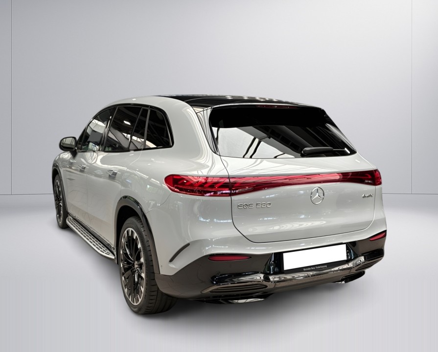 Mercedes-Benz EQS SUV 580 4MATIC (4)