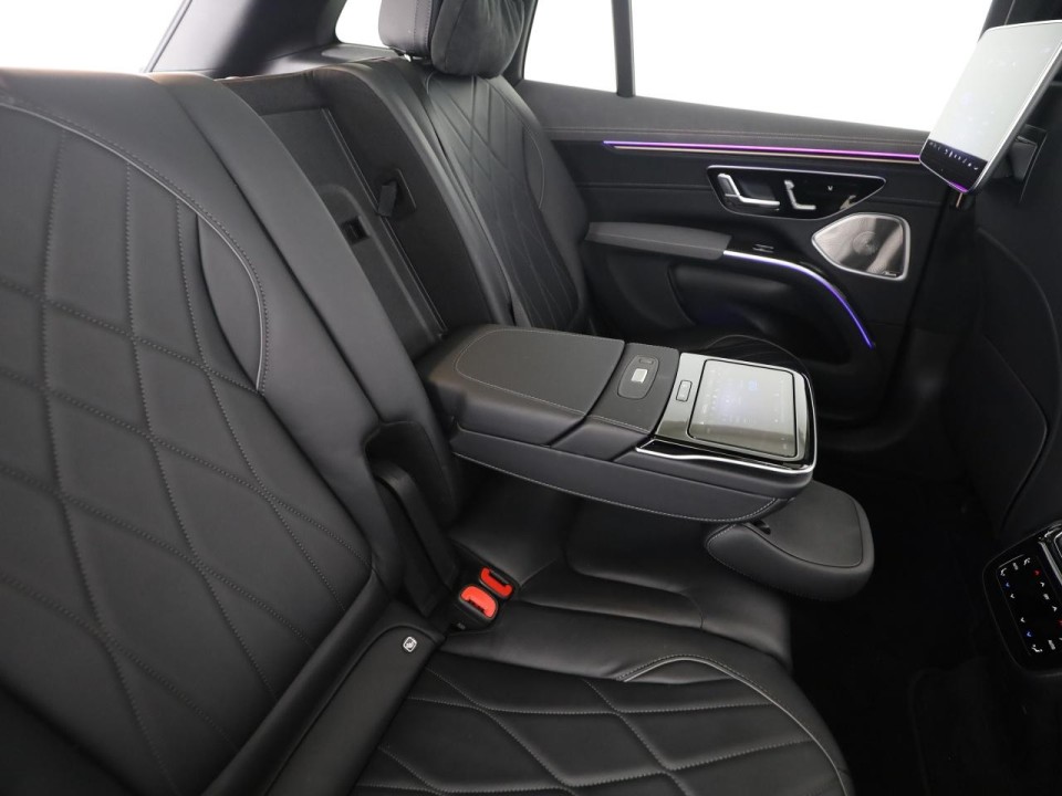 Mercedes-Benz EQS SUV 580 4MATIC AMG Line - foto 11