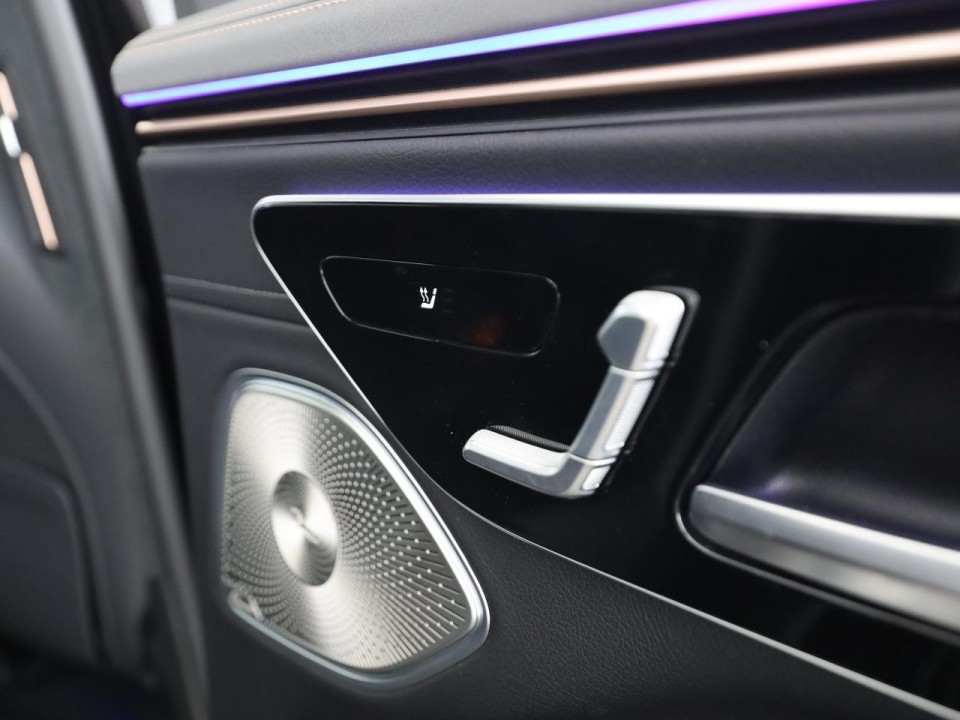 Mercedes-Benz EQS SUV 580 4MATIC AMG Line - foto 22