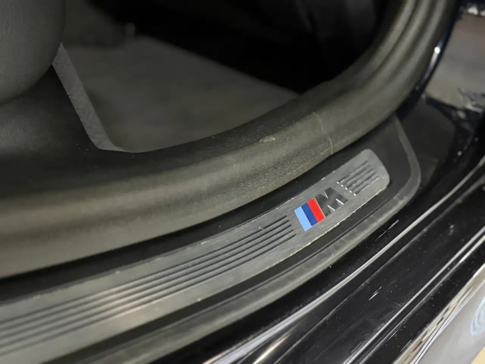 BMW Seria 5 530e xDrive M-Sport - foto 41