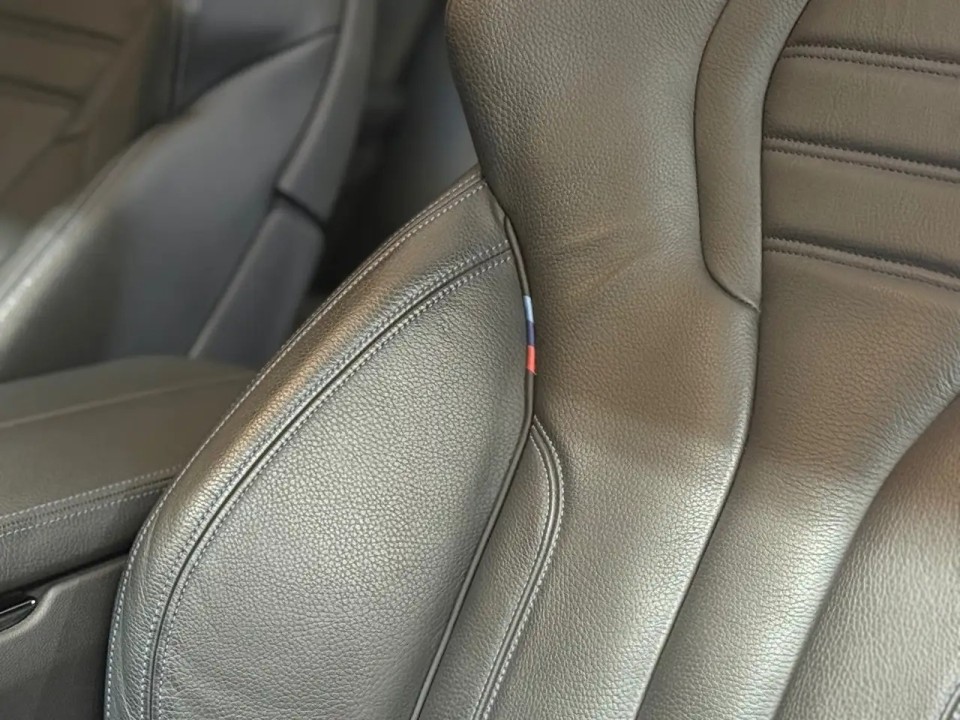 BMW Seria 5 530e xDrive M-Sport - foto 28