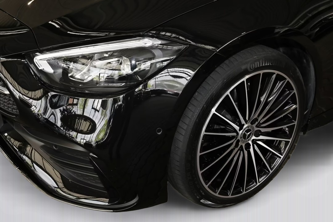 Mercedes-Benz C 200 4MATIC AMG Line - foto 9