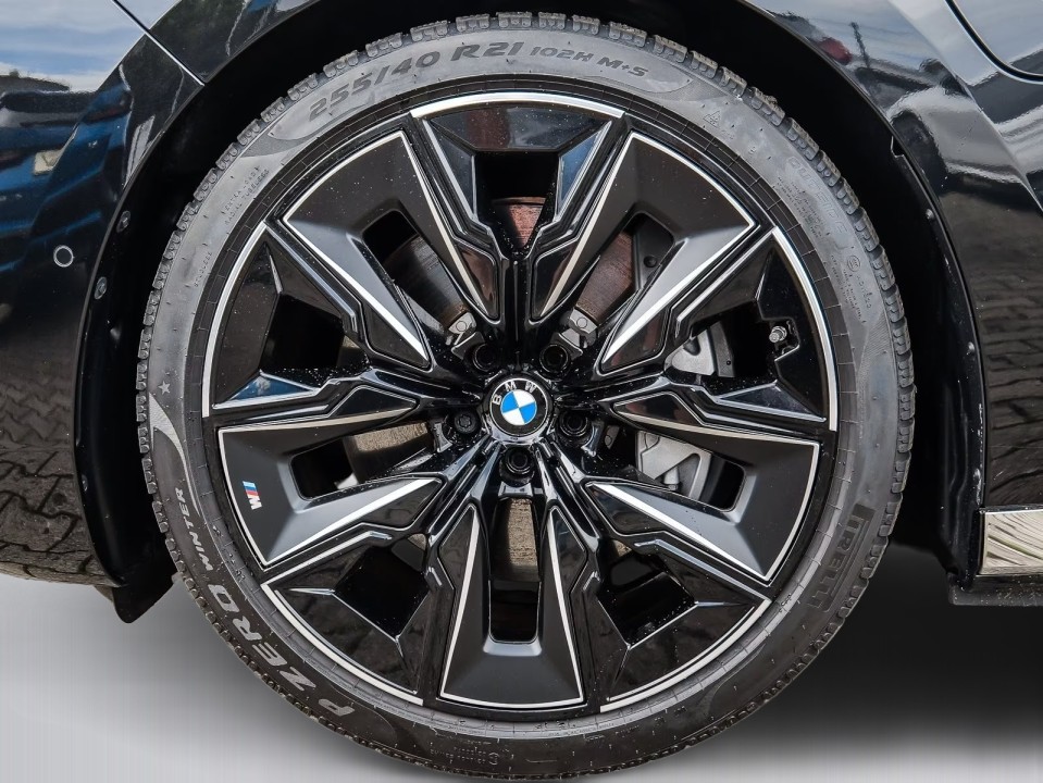 BMW Seria 7 750e xDrive M-Sport - foto 21