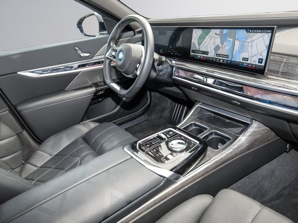 BMW Seria 7 750e xDrive M-Sport - foto 11