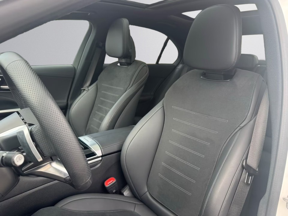 Mercedes-Benz C 200 AMG Line - foto 13