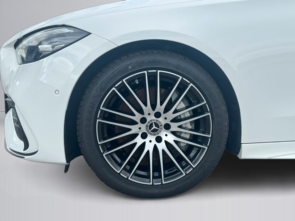 Mercedes-Benz C 200 AMG Line - foto 20
