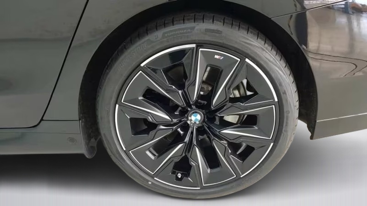 BMW Seria 7 750e xDrive M-Sport - foto 14