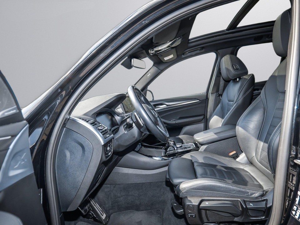 BMW X3 xDrive20i - foto 9