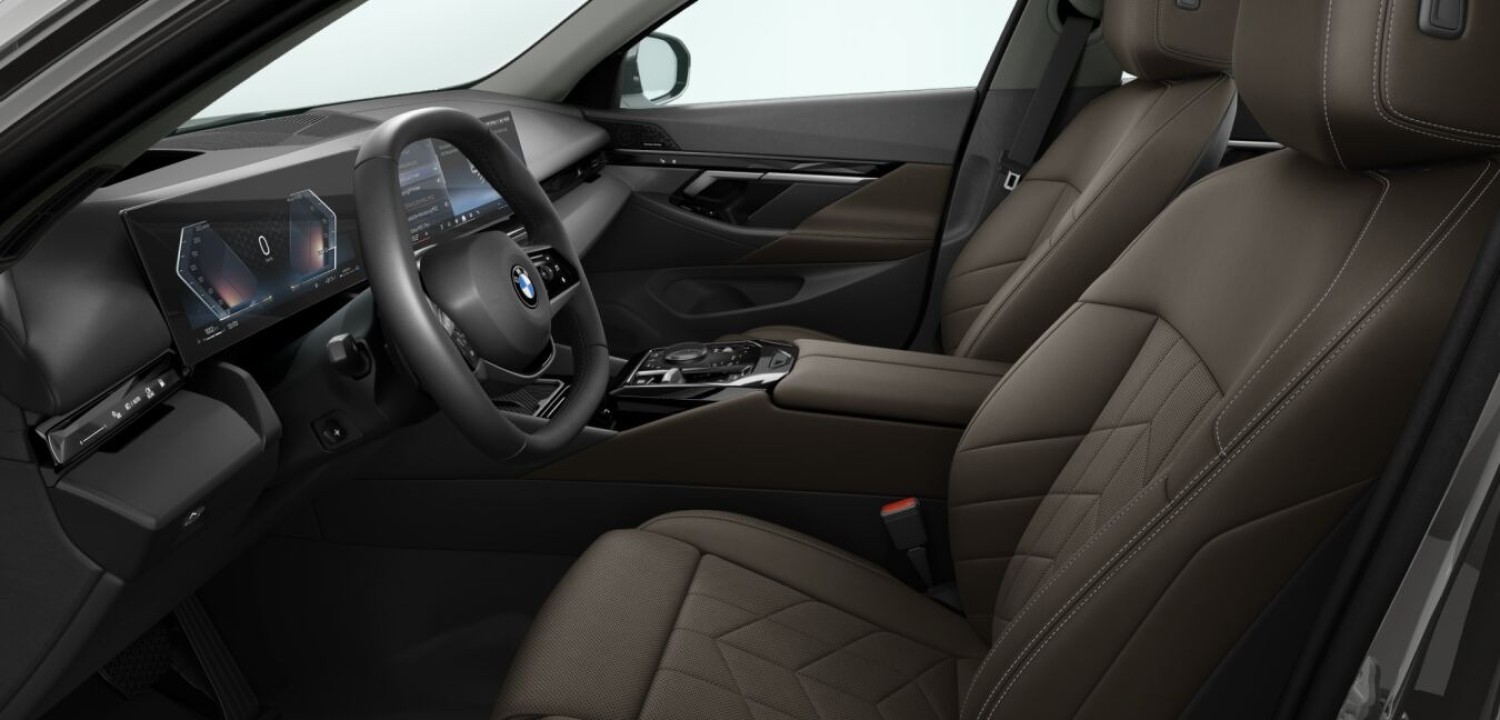 BMW Seria 5 xDrive520d (4)